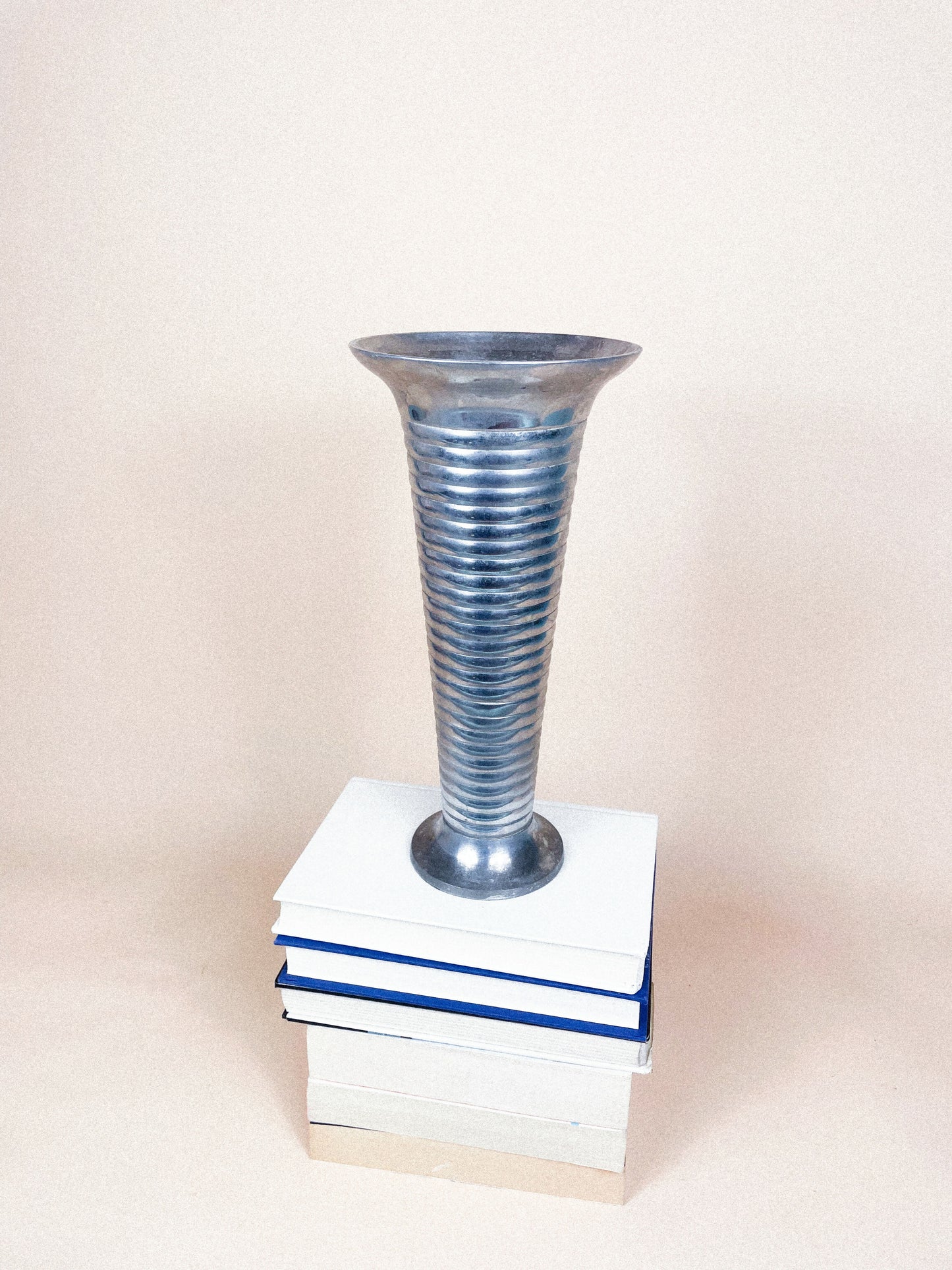 Ribbed vase