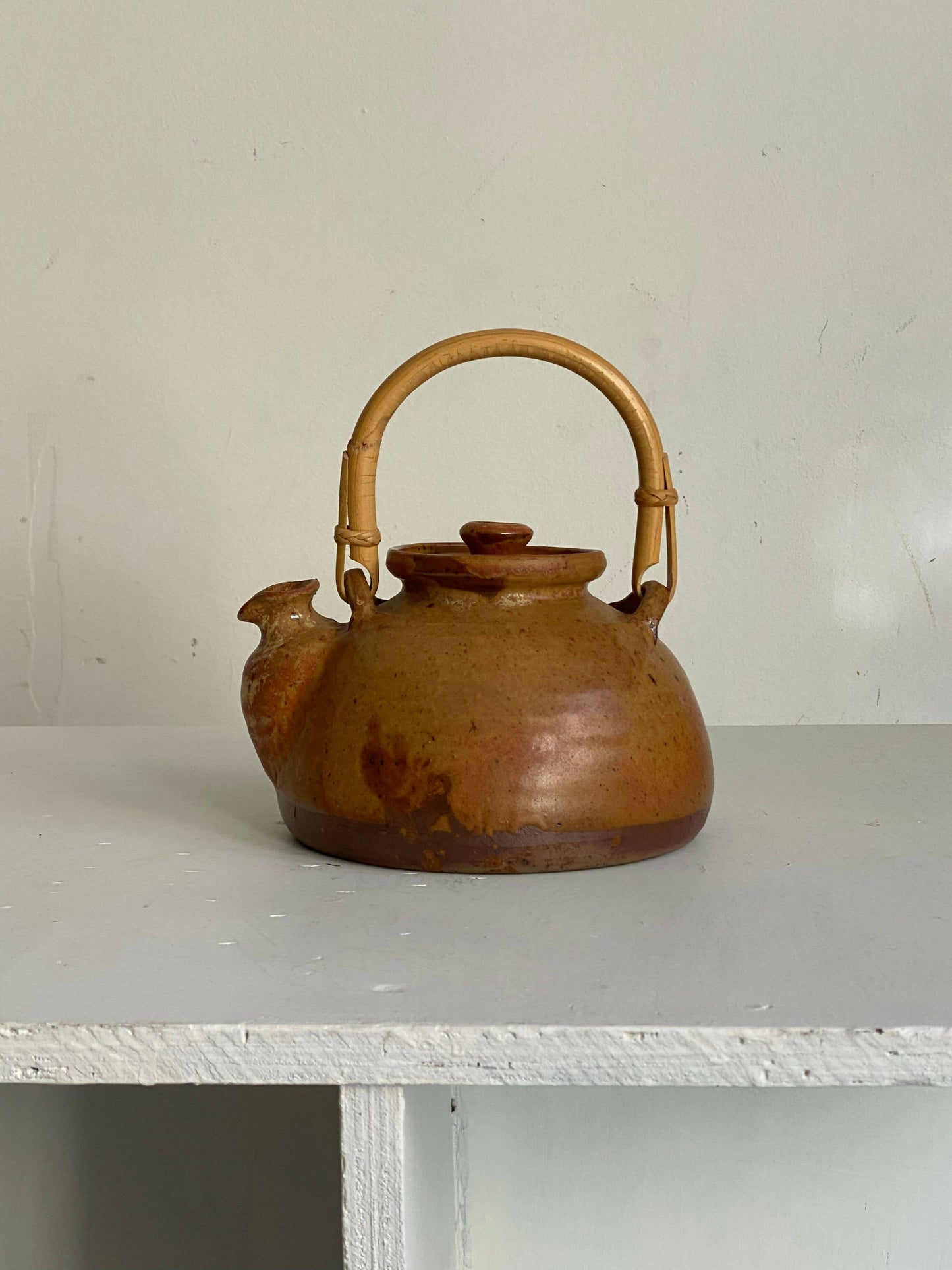CERAMIC & BAMBOO TEA POT