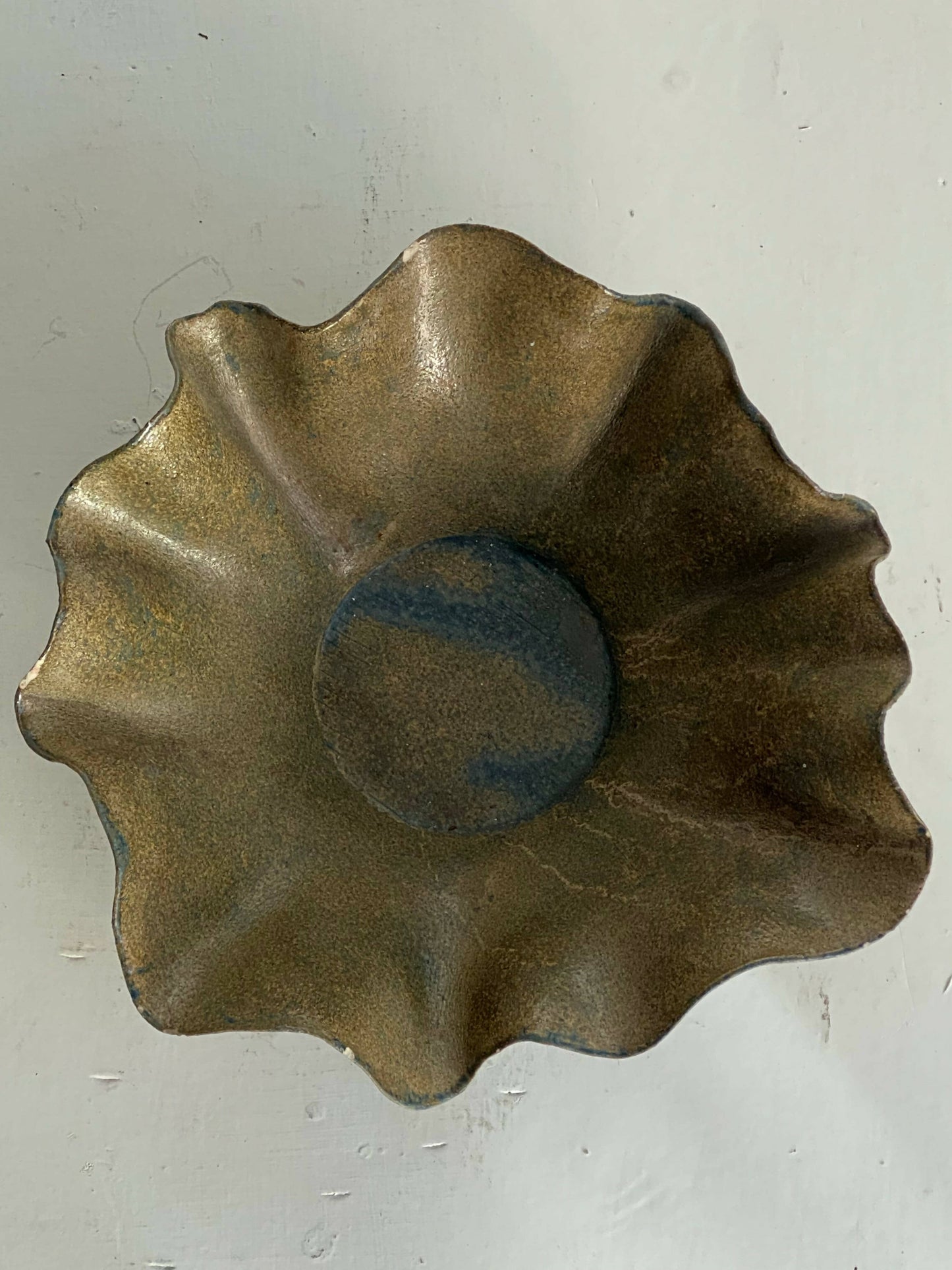 HANDMADE WAVY BOWL
