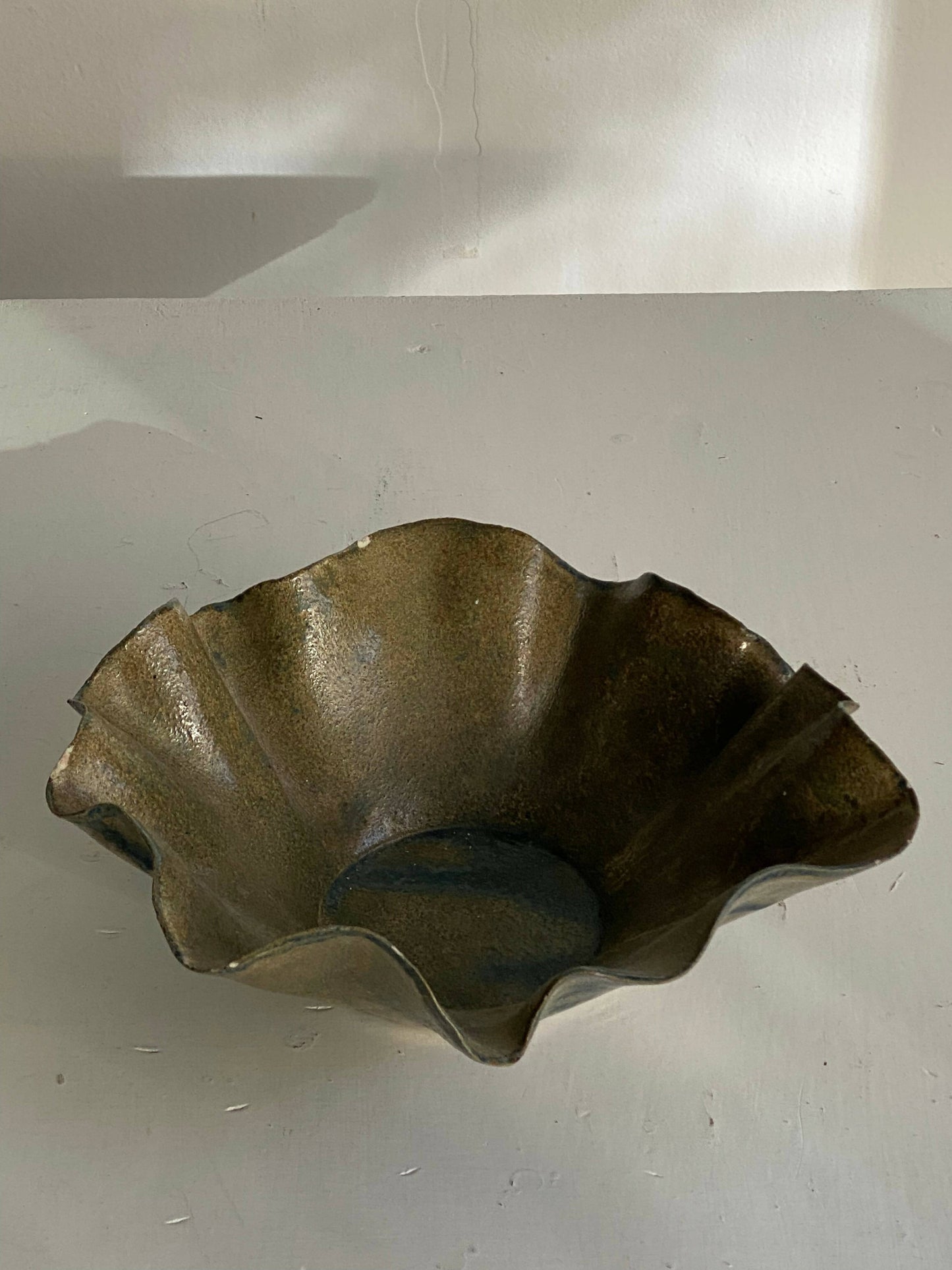 HANDMADE WAVY BOWL