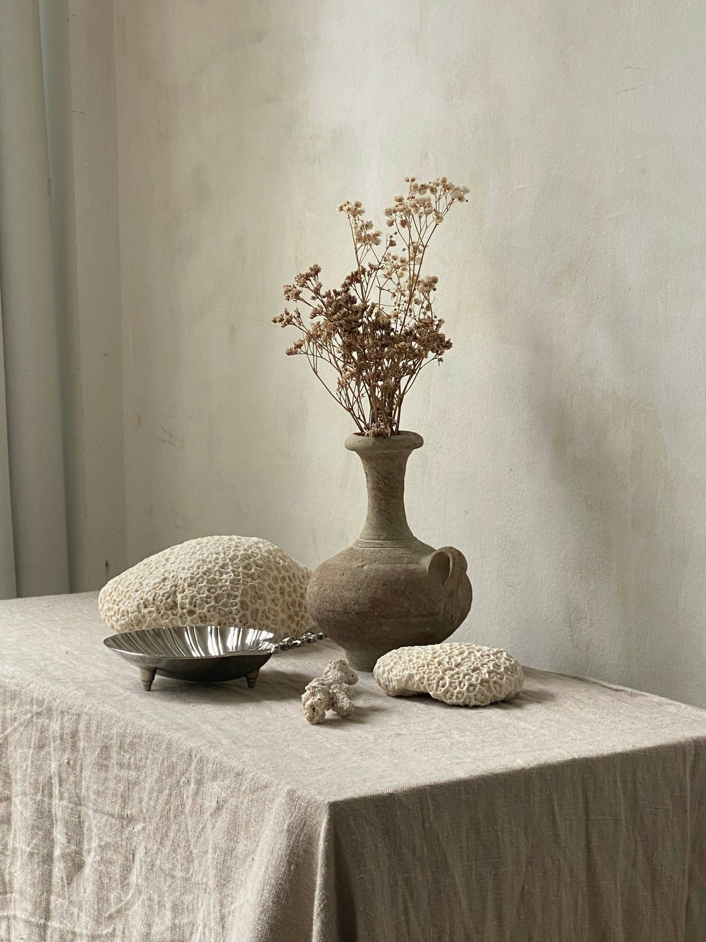 EARTHY VASE