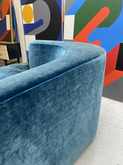 CURVED VELVET SOFA