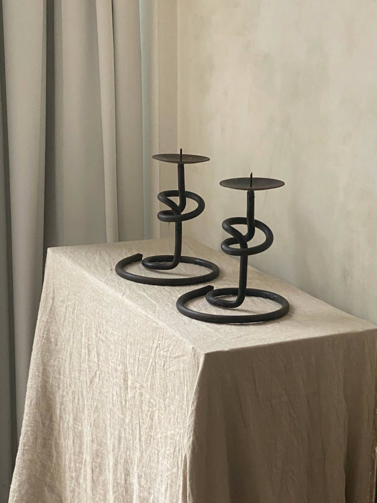 KNOT CANDLEHOLDERS