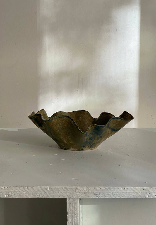 HANDMADE WAVY BOWL