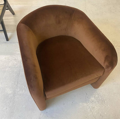 TRIPOD VELVET CHAIR