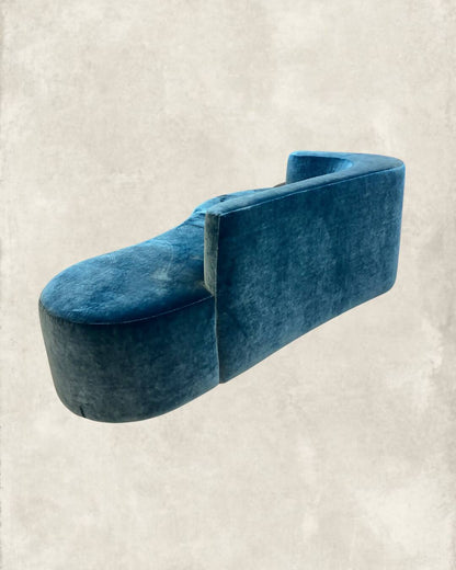 CURVED VELVET SOFA