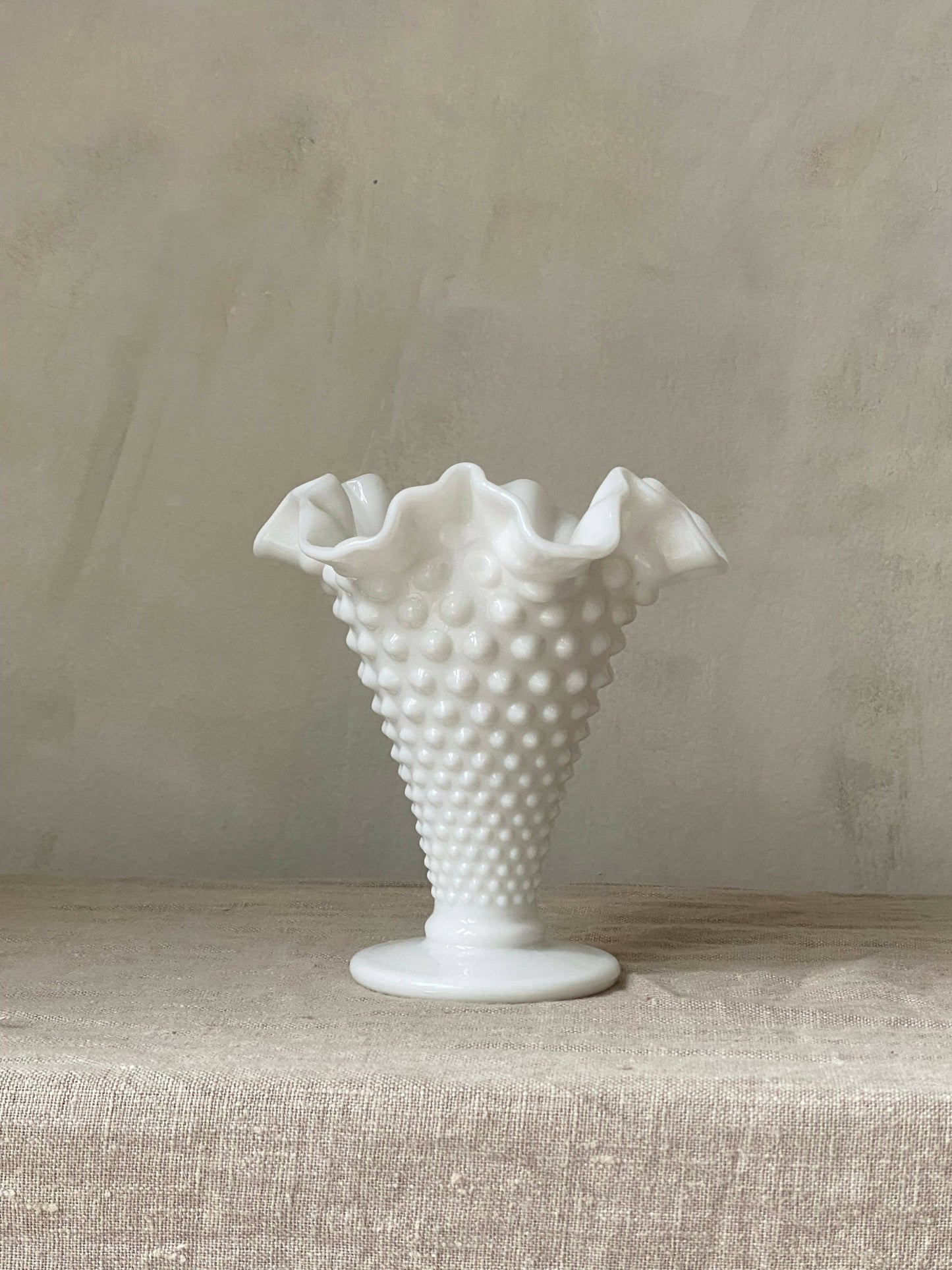 OPAQUE GLASS VASE