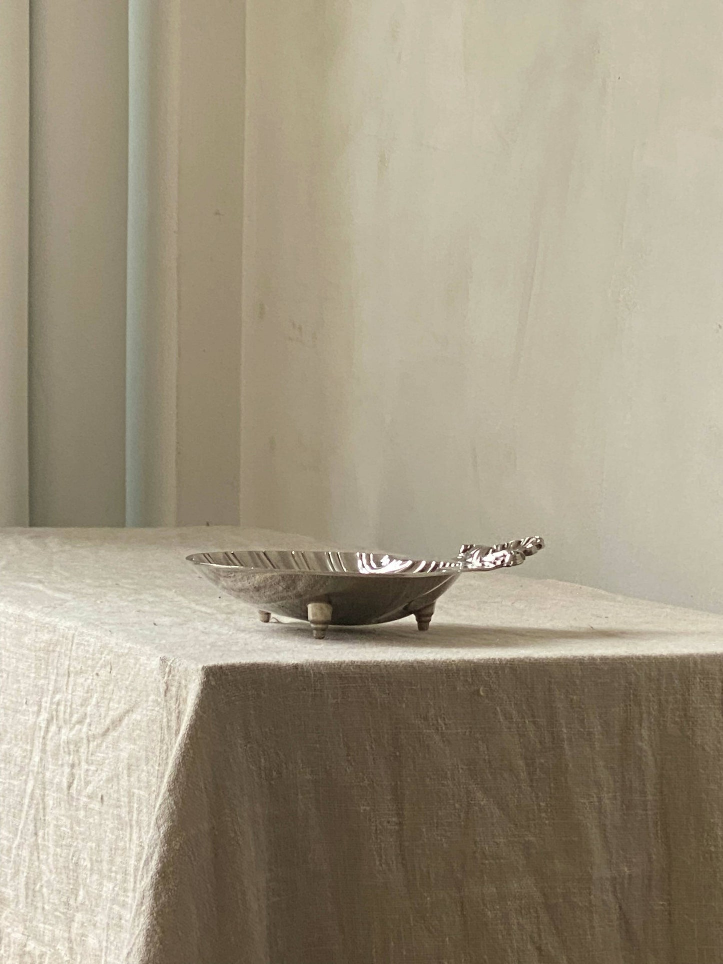 SILVER PLATED SHELL DISH