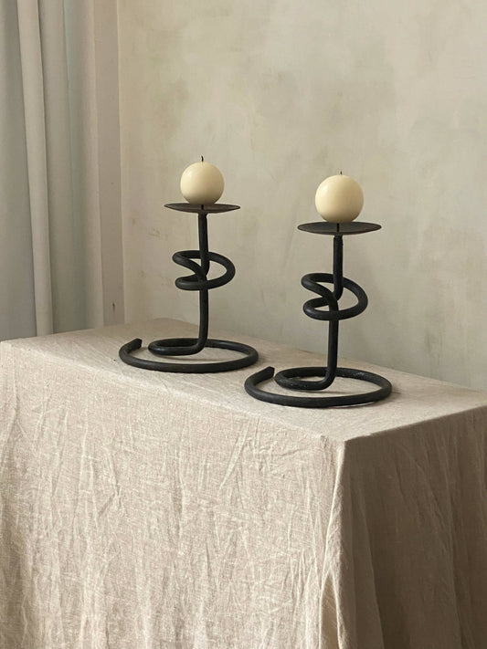 KNOT CANDLEHOLDERS